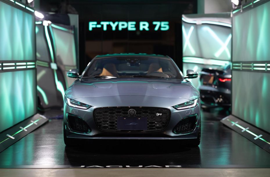 Jaguar F-TYPE R 75 媒體鑑賞會