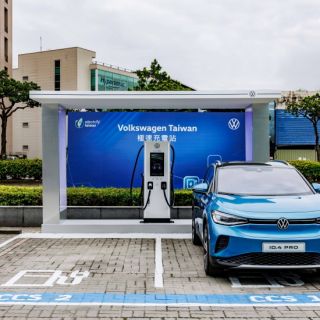 2024_0514_圖5_台灣福斯汽車首座極速充電站正式啟用記者會..